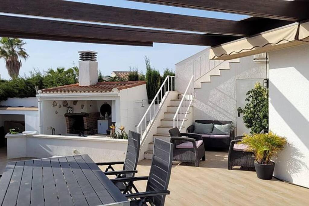 הוילה Casa Riumar Ebre מראה חיצוני תמונה