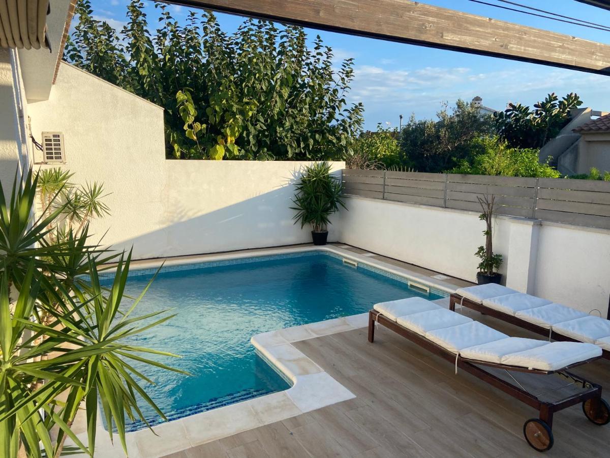 הוילה Casa Riumar Ebre מראה חיצוני תמונה